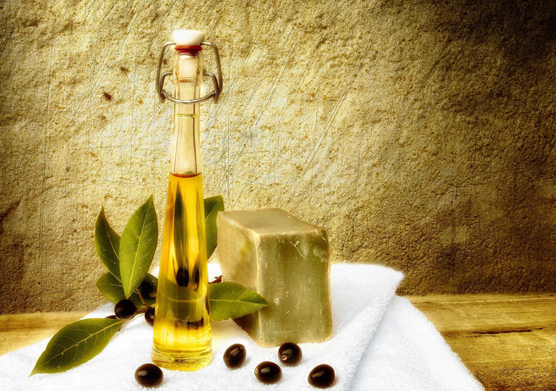 Olives et huile d’olive 100% naturelles